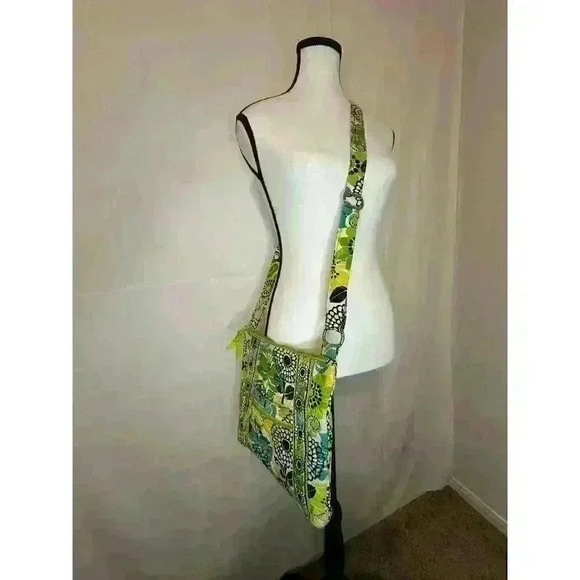 Vera Bradley All Limes Up Green Floral Crossbody Purse with Pockets - Picture 4 of 15